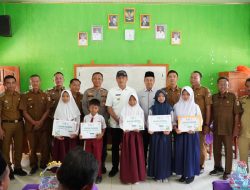 Melalui BAZNAS, Pemkab Tubaba Salurkan Beasiswa kepada 200 Siswa Berprestasi