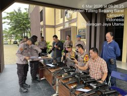 Cegah Penyalahgunaan Senpi, Wakapolres Tulang Bawang Barat Cek dan Riksa Langsung Senpi Dinas Inventaris