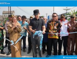 Jalan Mulus, Ekonomi Tumbuh: Bupati Egi Resmikan Akses Bumi Daya-Trimomukti, UMKM Singkong Ikut Terdongkrak