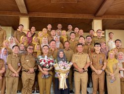 Dilepas Menuju Pemprov Lampung, Mirza Irawan Resmi Jabat Kepala BKAD Provinsi