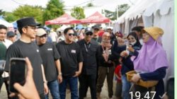 Di Tengah Hingar Bingar Indonesian Drift Series 2026, Bupati Egi Sempatkan Jajan Dagangan Pelaku UMKM