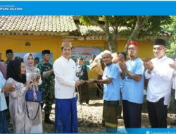 Bupati Egi Serahkan Sapi Kurban Raksasa 1,051 Ton dari Presiden Prabowo untuk Warga Jati Agung