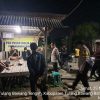 Kapolsek Tulang Bawang Tengah Perkuat Keamanan Lingkungan, Patroli Sambang Pos Ronda dan Berikan Pesan Kamtibmas