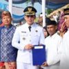 HUT Rl Ke-81 Bupati Egi Serahkan Remisi 422 WBP Lapas Kalianda di Amphitheater Menara Siger Bakauheni